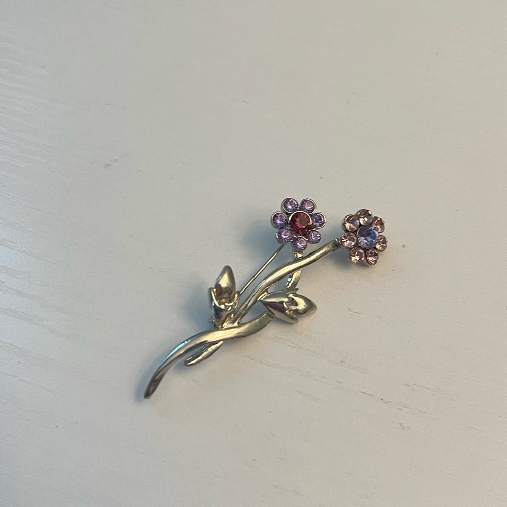 Elegant Floral Silver Brooch with Purple and Pink Accents